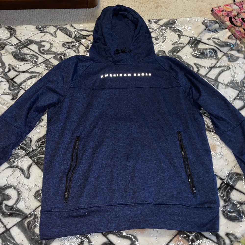 american eagle hoodie
